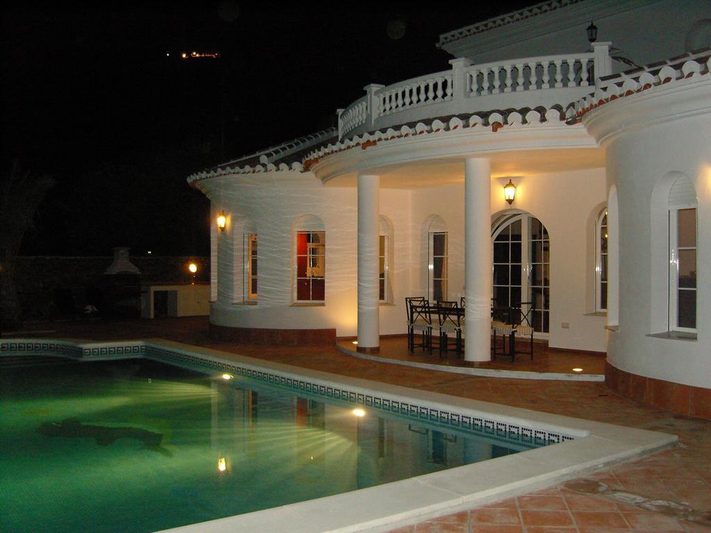 Villa El Ancla Sayalonga Δωμάτιο φωτογραφία